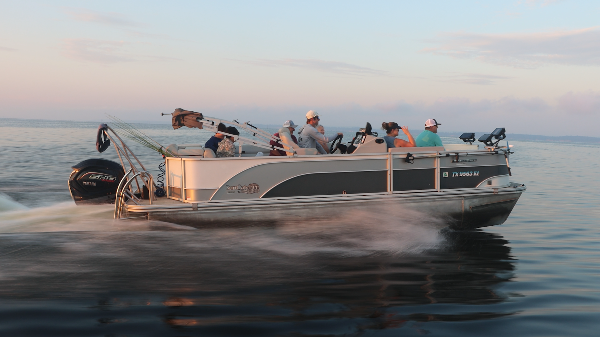 image of a pontoon for crappie fishing on Toledo Bend with Martin's Guide Service